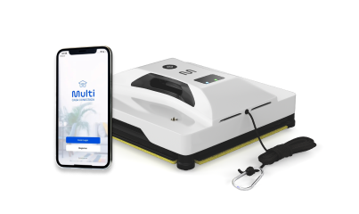 Imagem do robô limpador de vidros Cleanbot Aqua R1800 ao lado de um celular onde está aberto o aplicativo da Multi